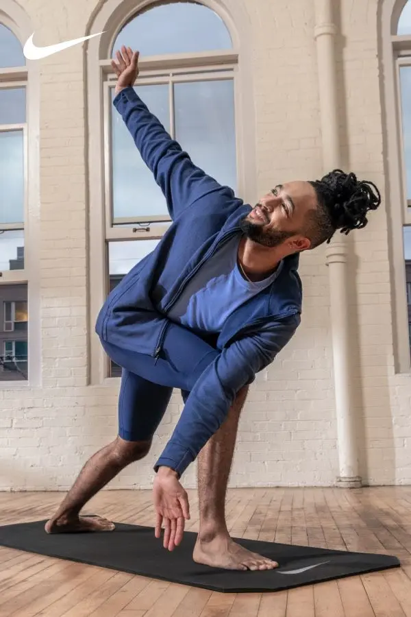 Nike.com — Men's Yoga Clothing (category page)