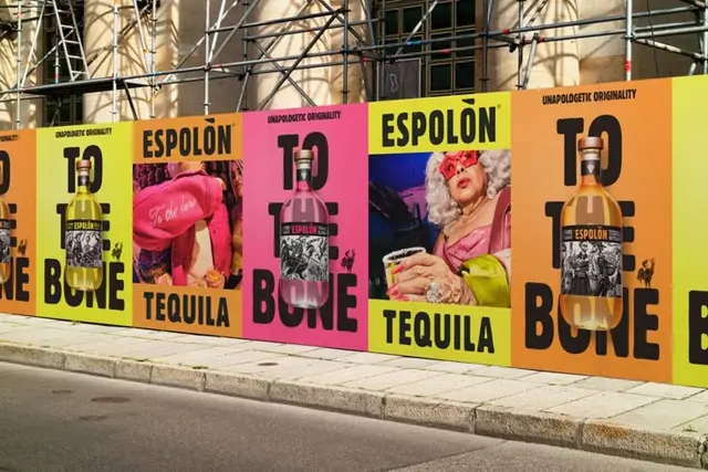 Espolón campaign logomark grid — white geometric glyphs on black
