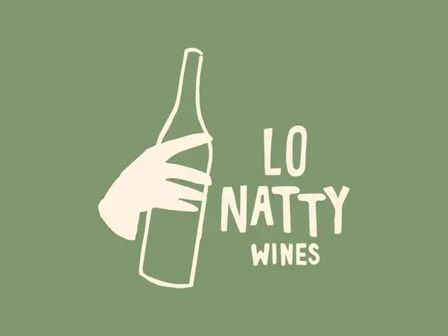 LO NATTY WINES — hand-drawn wine logo on olive background
