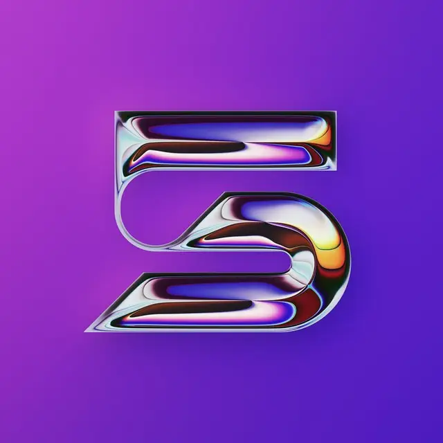 Iridescent Chrome Numeral 5 on Purple Gradient