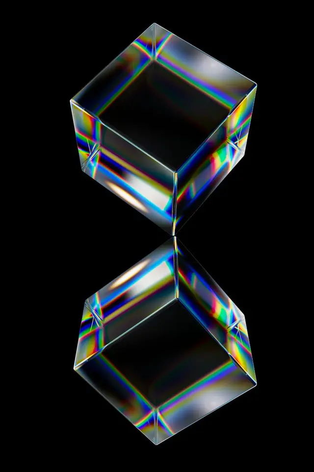 Prismatic Glass Cubes — Symmetric Hourglass Composition