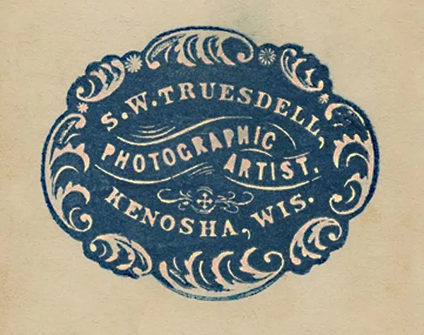 Vintage photographic artist seal — S.W. Truesdell, Kenosha, Wis.