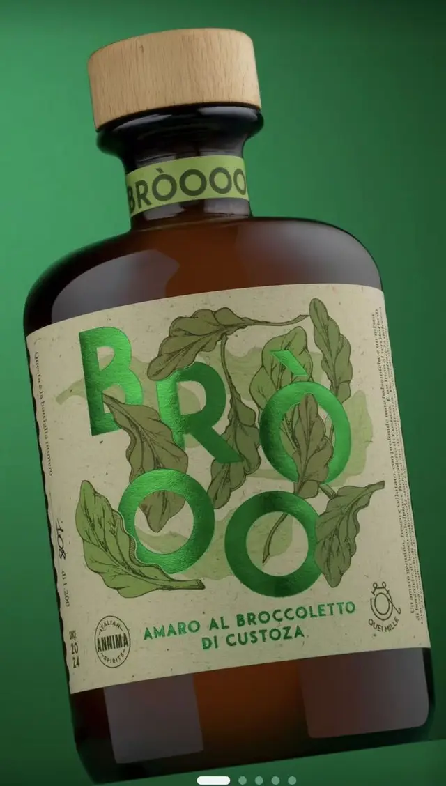 BRÒOOO Amaro — amber bottle with green foil botanical label and wooden cork