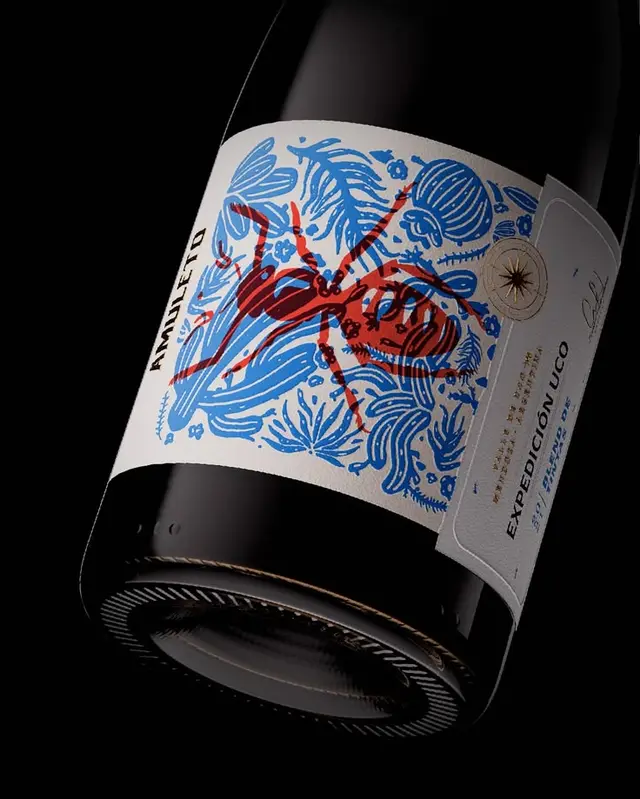 Wine bottle label with red ant illustration (Expedición Uco)