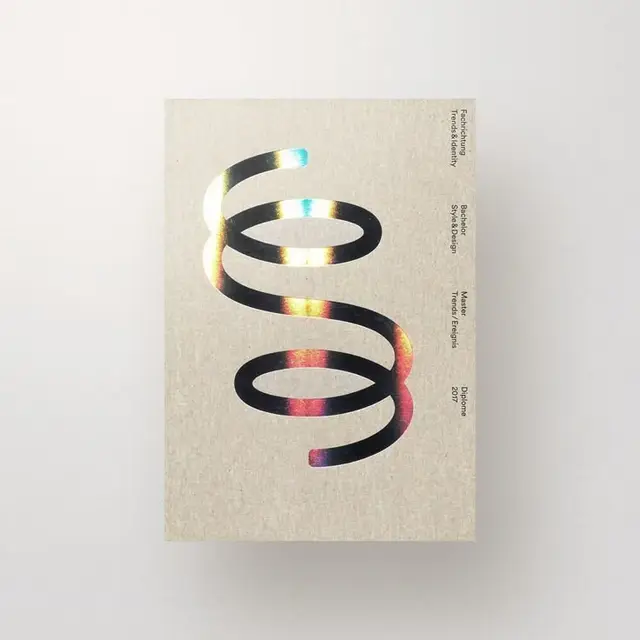 Kraft sample card with holographic foil spiral