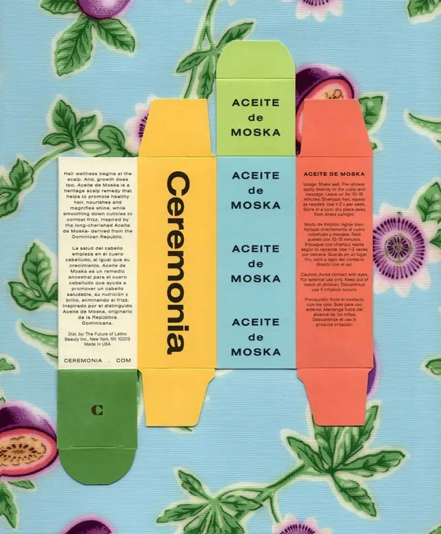 Ceremonia Aceite de Moska flat packaging dieline on floral fabric