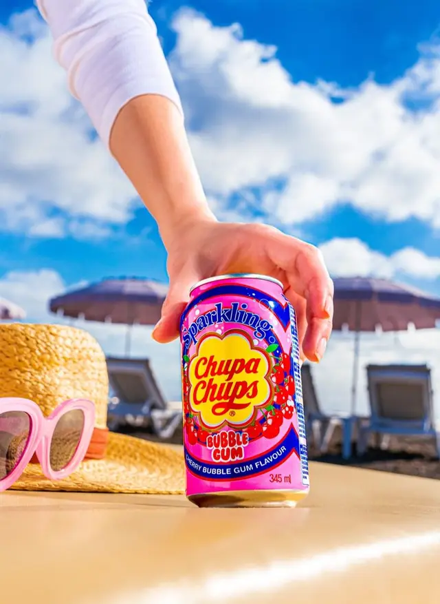 Chupa Chups Sparkling Bubble Gum Can — Beachside Product Shot