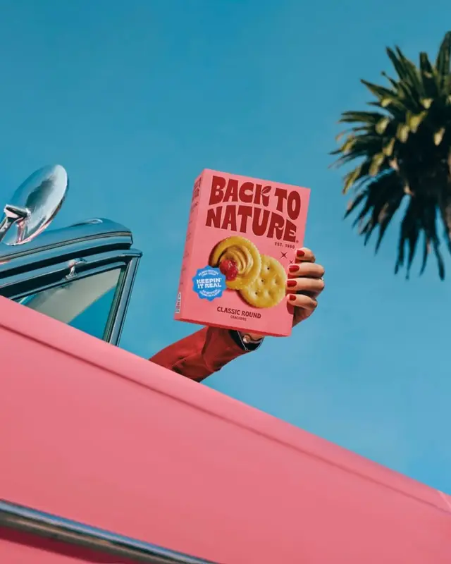 Back to Nature Classic Round crackers — pink convertible ad