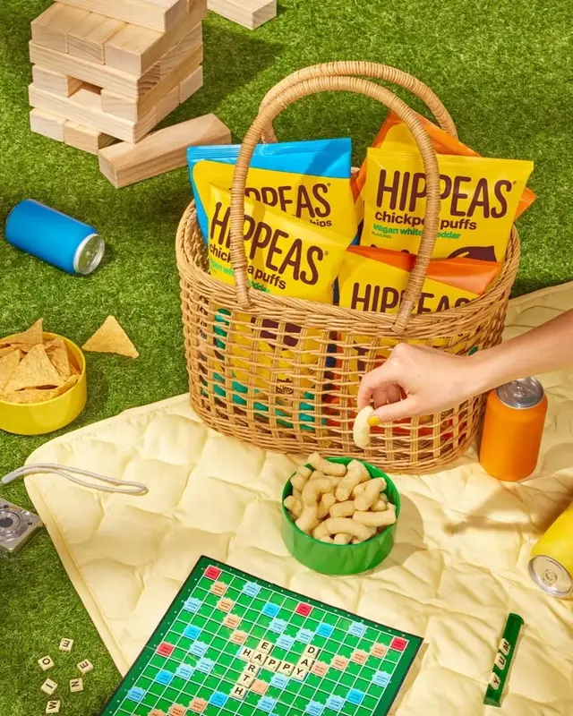 HIPPEAS picnic basket with chickpea puffs and Scrabble